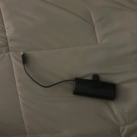 USB-C Portable Charger - Picture 2 of 8